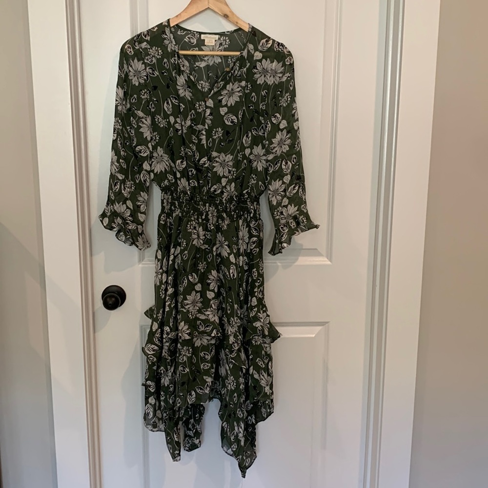 Shoshanna MIDI Dress | Size: 8 | Color: Green and White